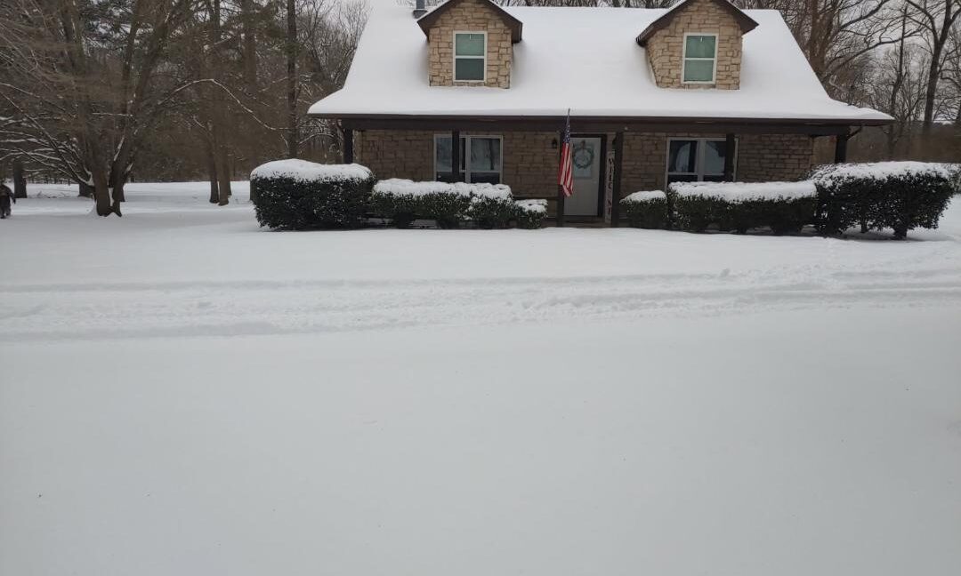 312 Hempstead 52 SNOW
