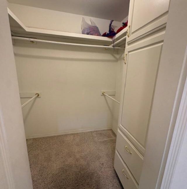 2714 East 28th 17