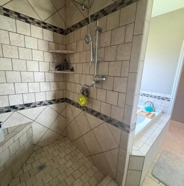 109 Hempstead 172 6