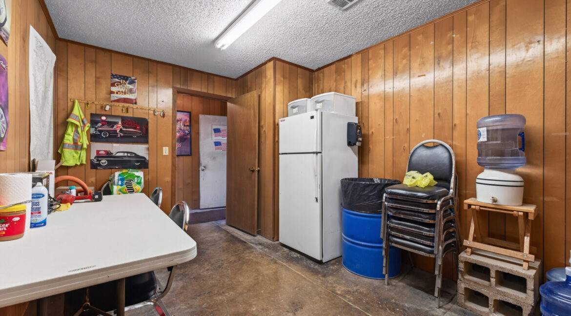 113 East Olive (23)