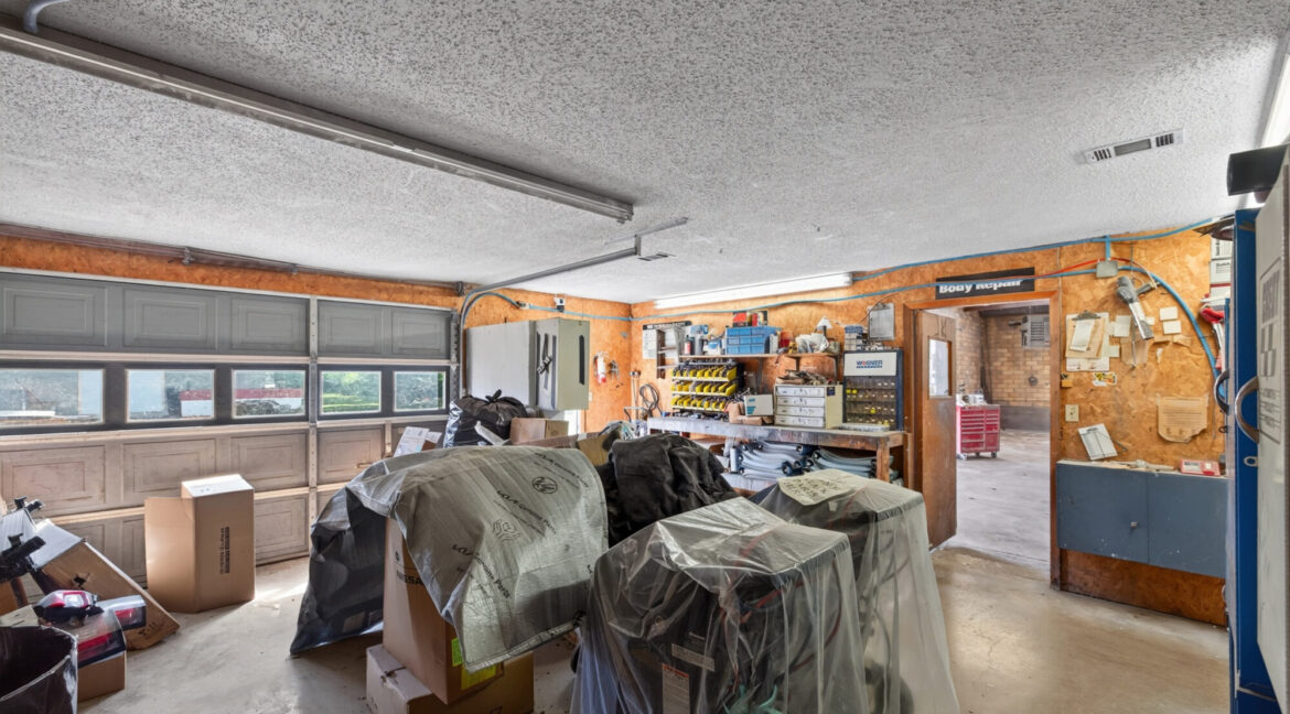 113 East Olive (25)