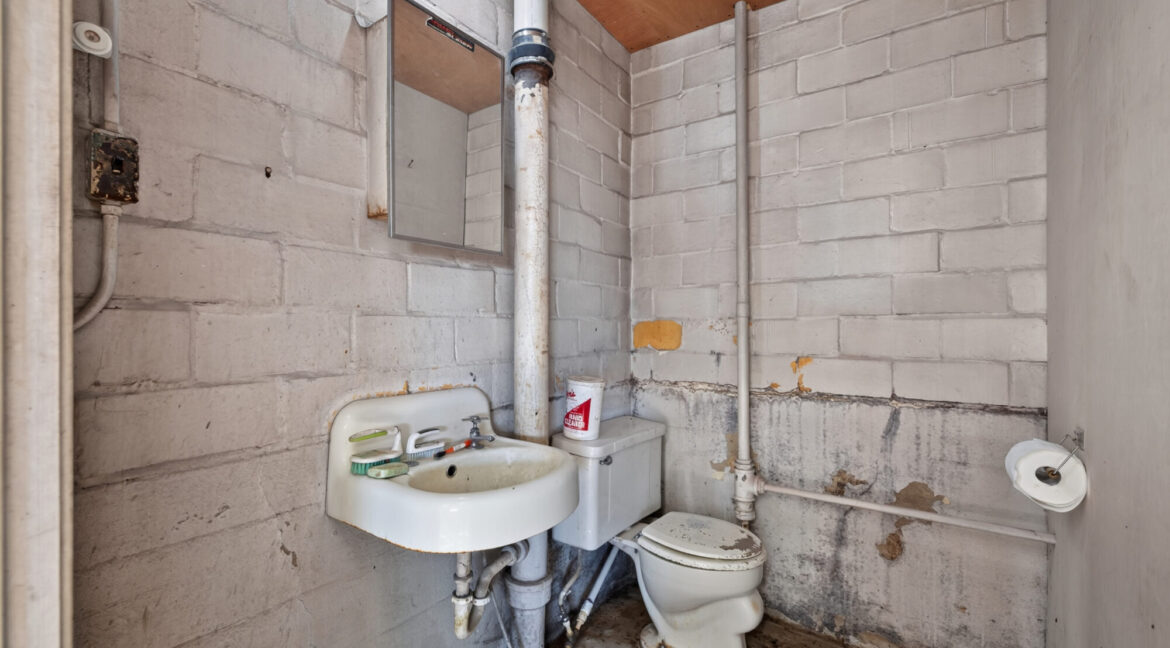 113 East Olive (29)
