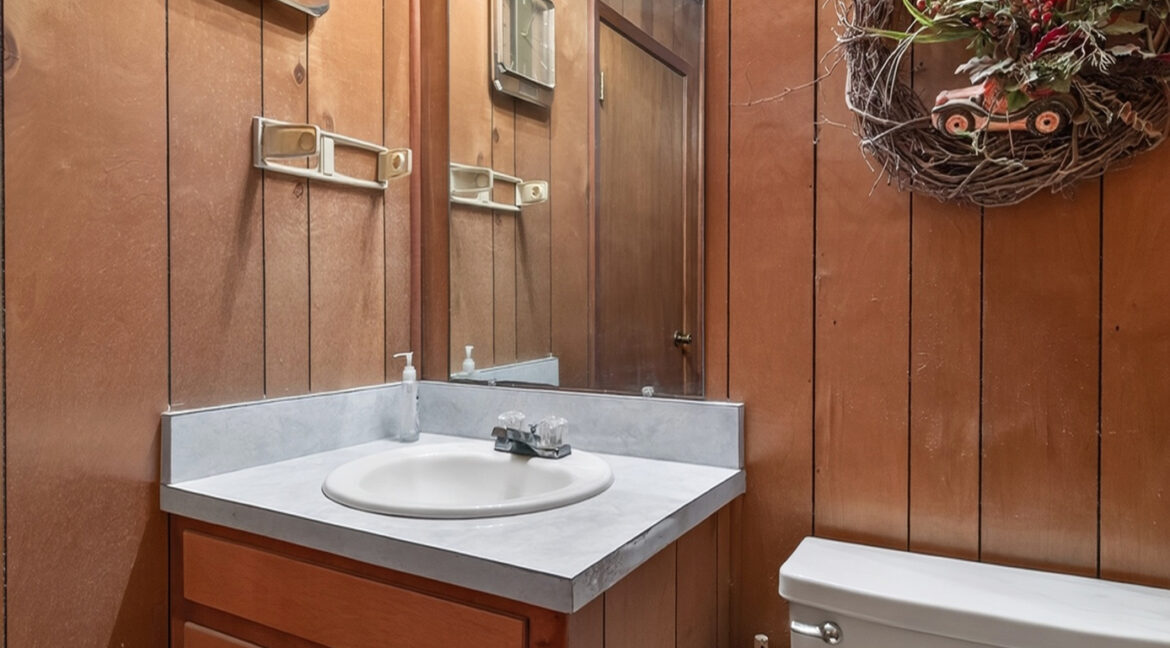 113 East Olive (33)