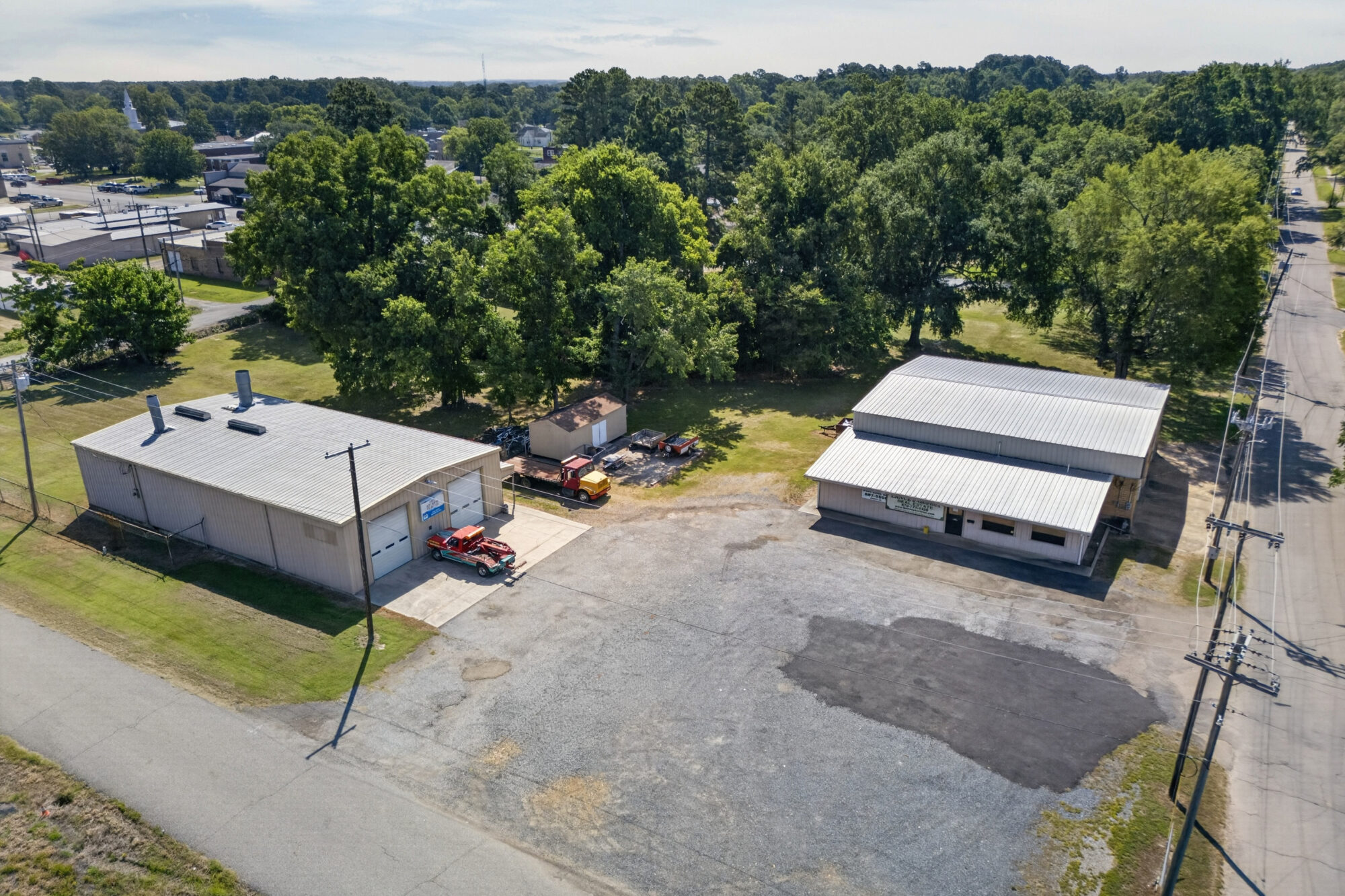 Jerry’s Body Shop – Real Estate + Business
