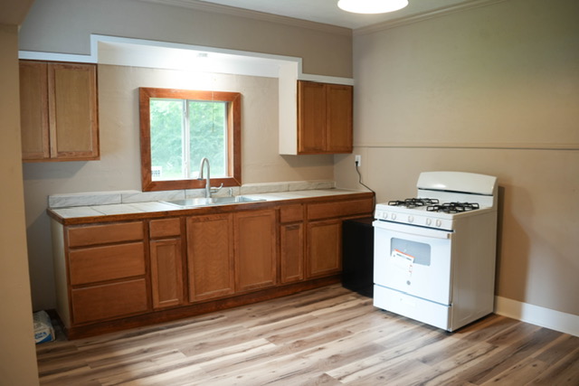 388 W Elm (16)
