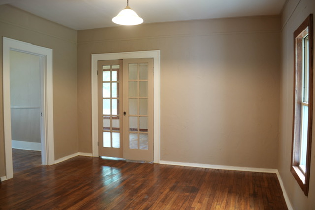 388 W Elm (19)