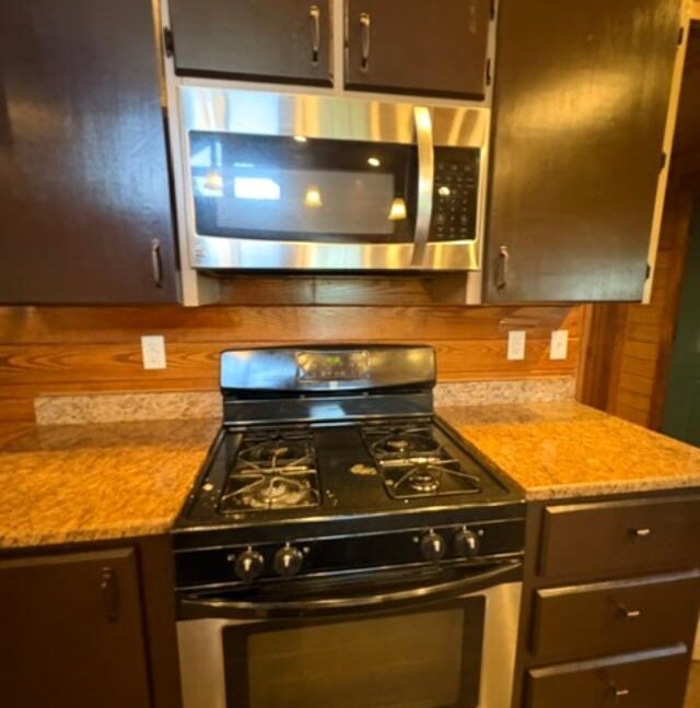 856 Hwy 174 N 8