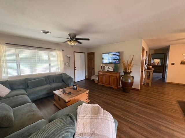3425 Hwy 174 S 9